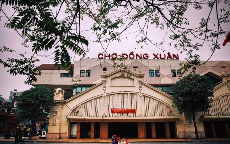 Từ chợ đầu mối hoặc chợ tại cửa khẩu Trung Việt