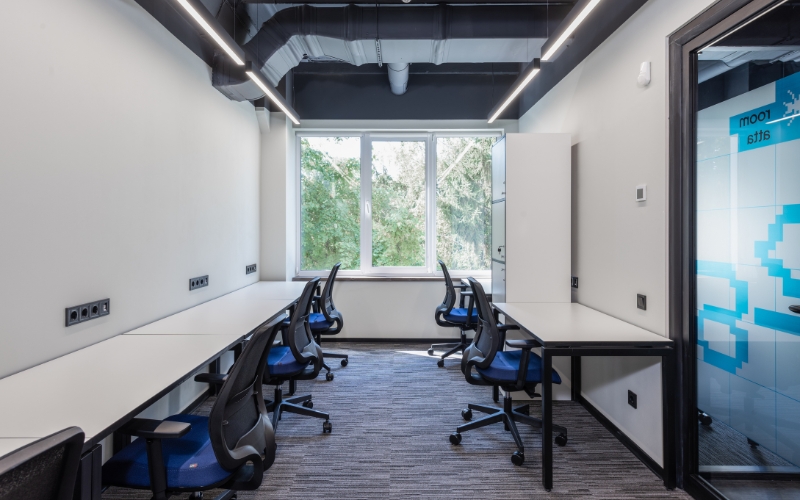 Khi nào doanh nghiệp nên thay mới ghế làm việc văn phòng?